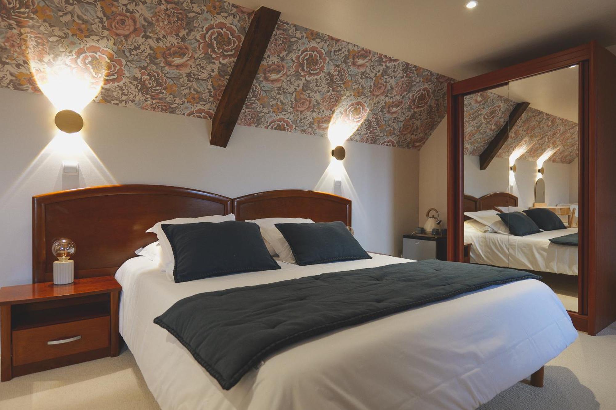 Auberge Du Cheval Blanc - Teritoria Selles-Saint-Denis Экстерьер фото