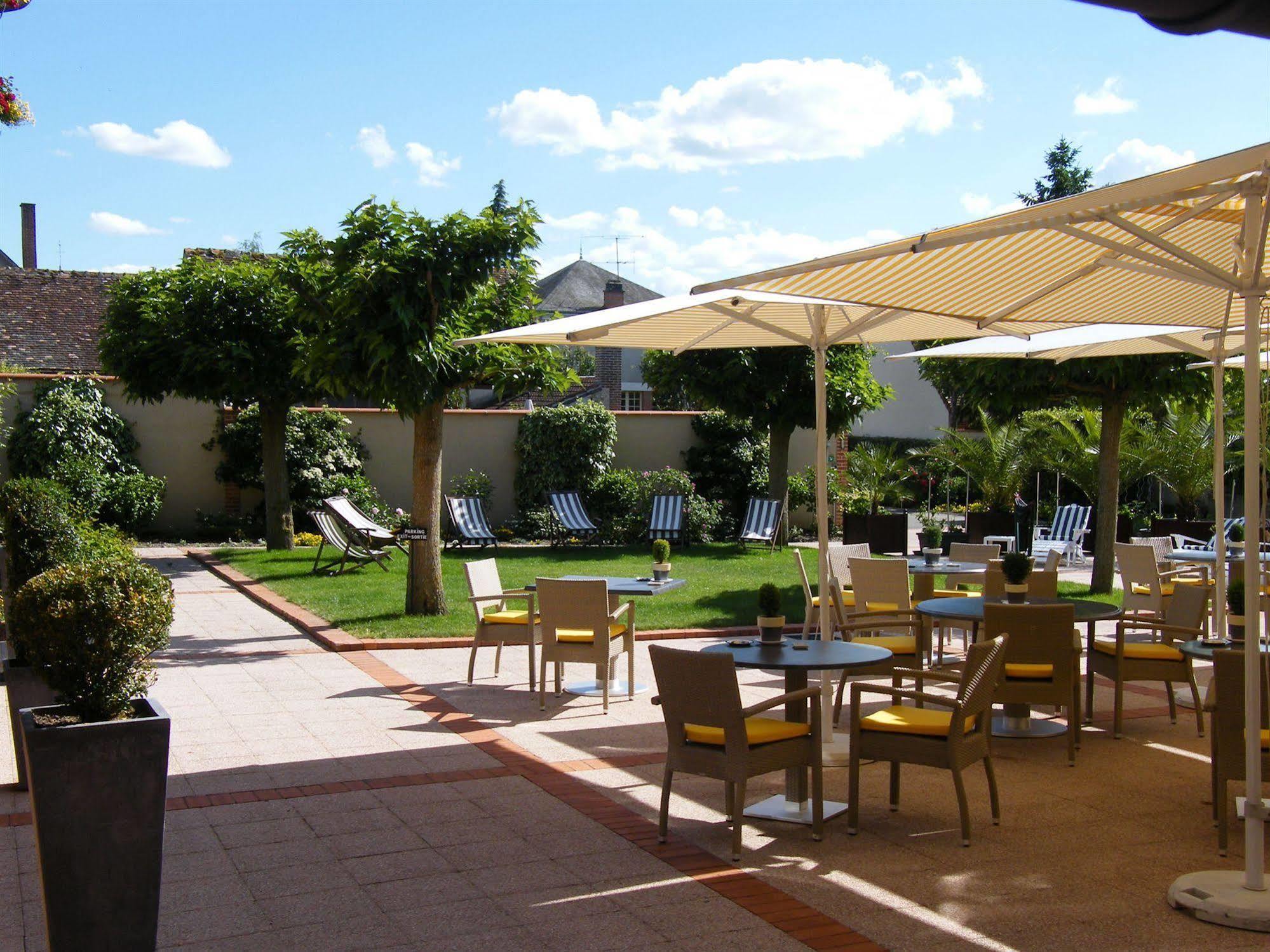 Auberge Du Cheval Blanc - Teritoria Selles-Saint-Denis Экстерьер фото